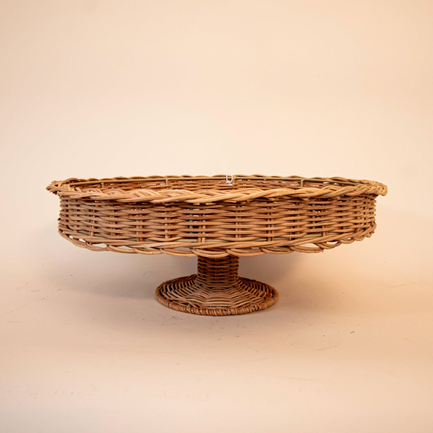 Scarlet Footed Rattan Tray